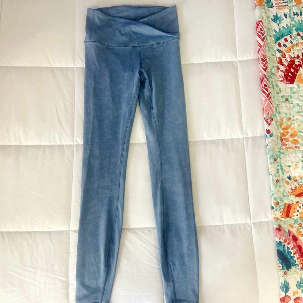 Lululemon- Grey/Blue cross over leggings. 28” inch in length!